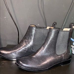 Frye Anna Chelsea Boots